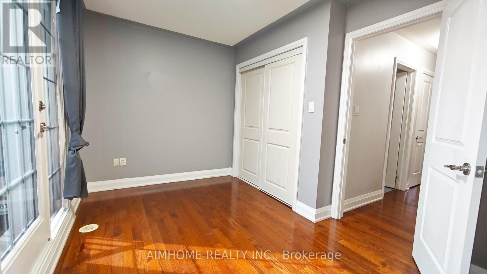 40 Raffeix Lane, Toronto, Ontario  M5A 0G5 - Photo 13 - C13676344