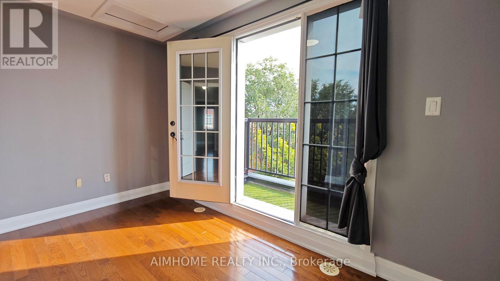 40 Raffeix Lane, Toronto, Ontario  M5A 0G5 - Photo 14 - C13676344