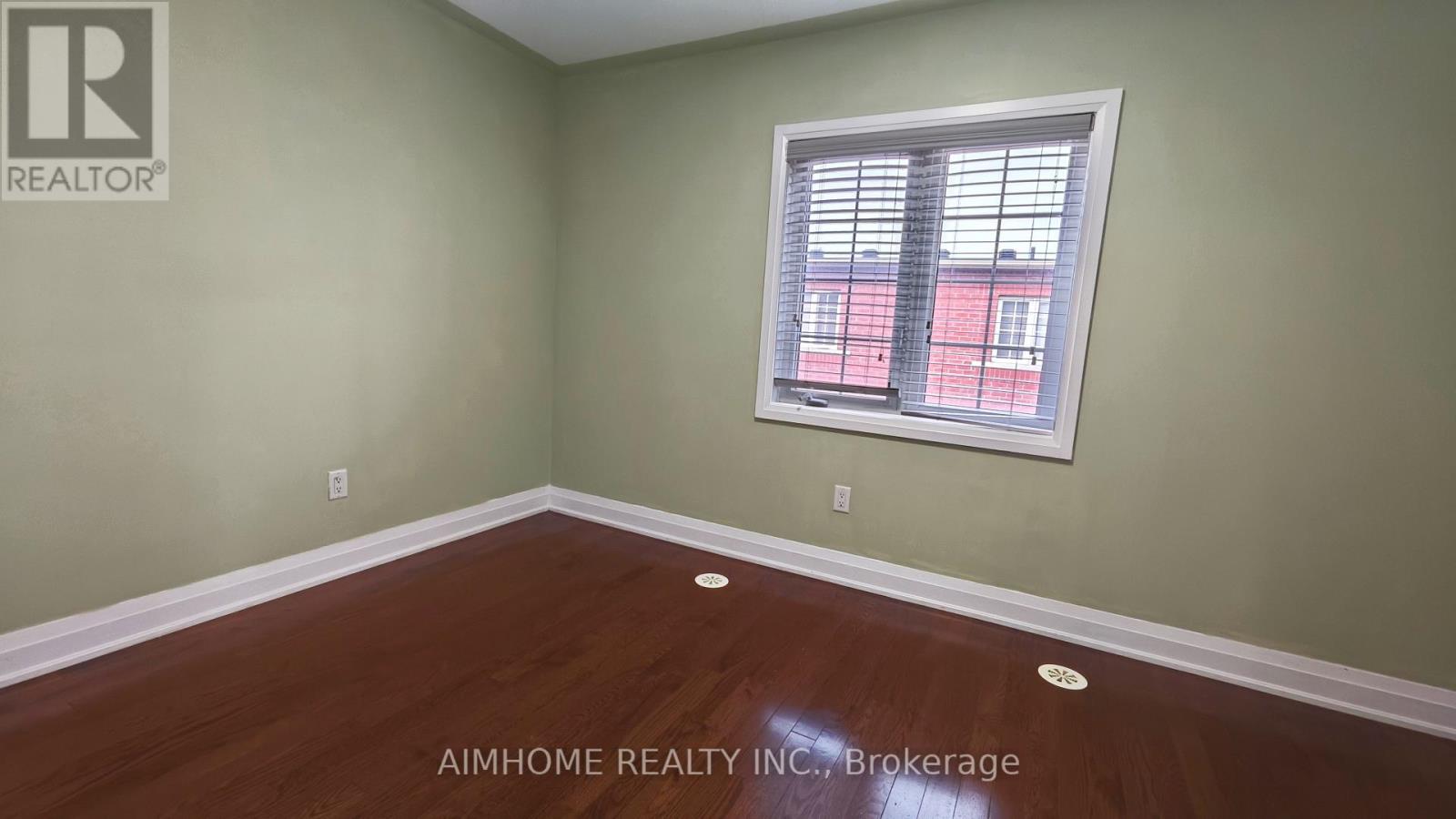 40 Raffeix Lane, Toronto, Ontario  M5A 0G5 - Photo 18 - C13676344