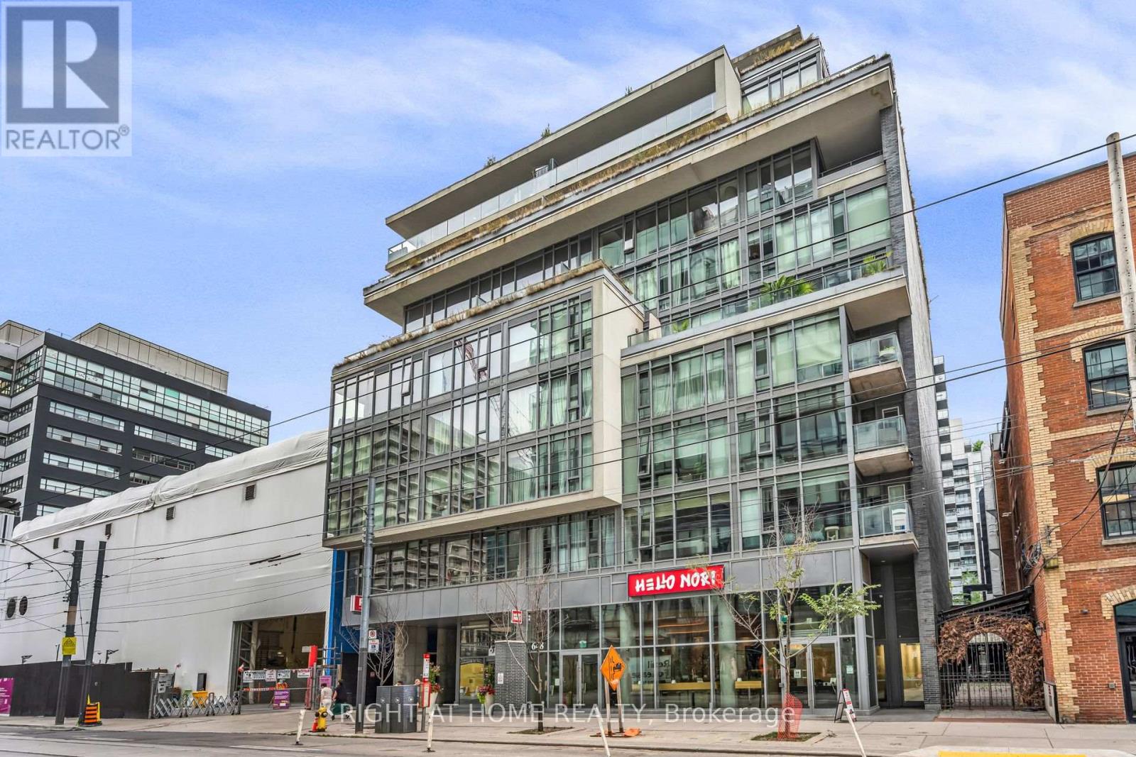 605 - 650 KING STREET W