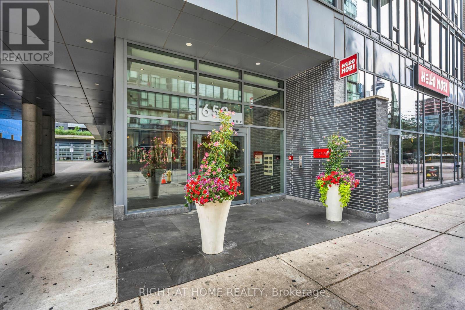 605 - 650 King Street W, Toronto, Ontario  M5V 0H6 - Photo 3 - C13676352
