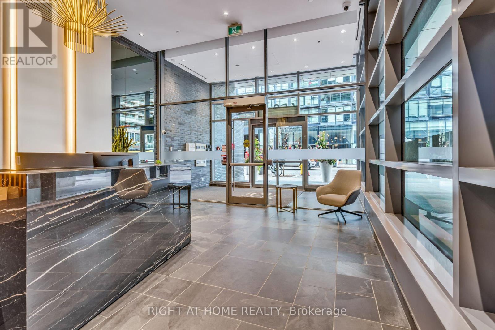 605 - 650 King Street W, Toronto, Ontario  M5V 0H6 - Photo 5 - C13676352