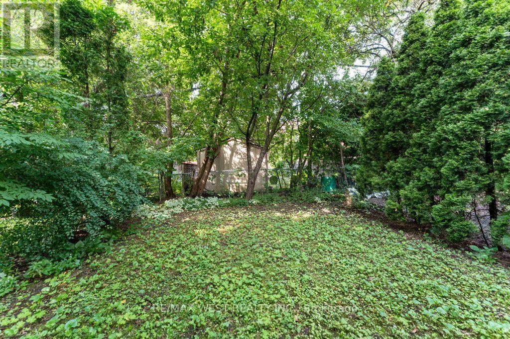40 Delaware Avenue, Toronto, Ontario  M6H 2S7 - Photo 42 - C13676380