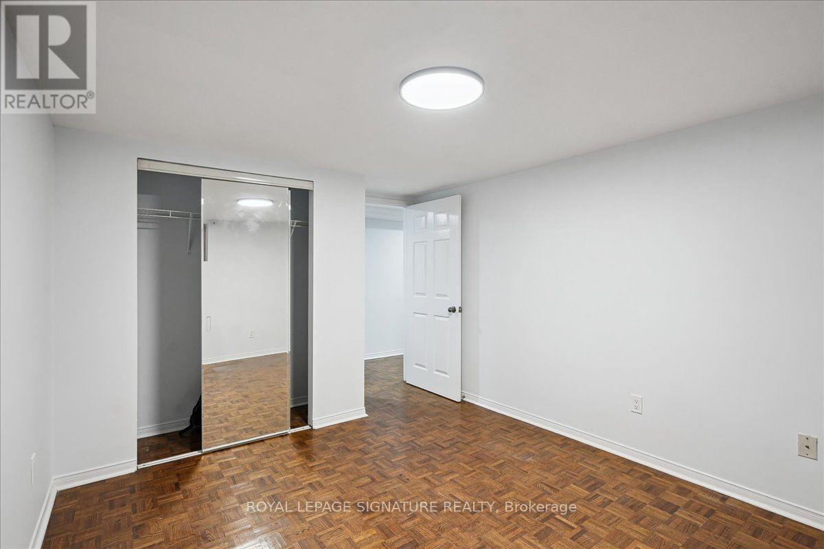 Lower - 12 Castle View Avenue, Toronto, Ontario  M5R 1Y9 - Photo 12 - C13676460