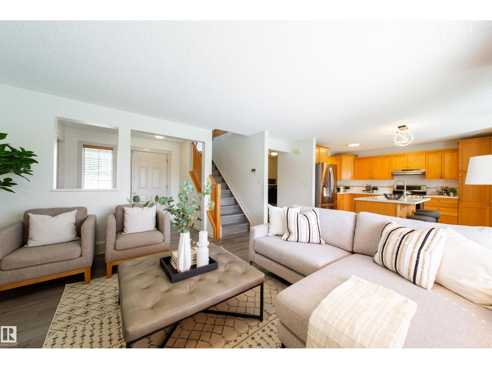 4811 152 Av Nw, Edmonton, Alberta  T5Y 3B8 - Photo 2 - E4503842