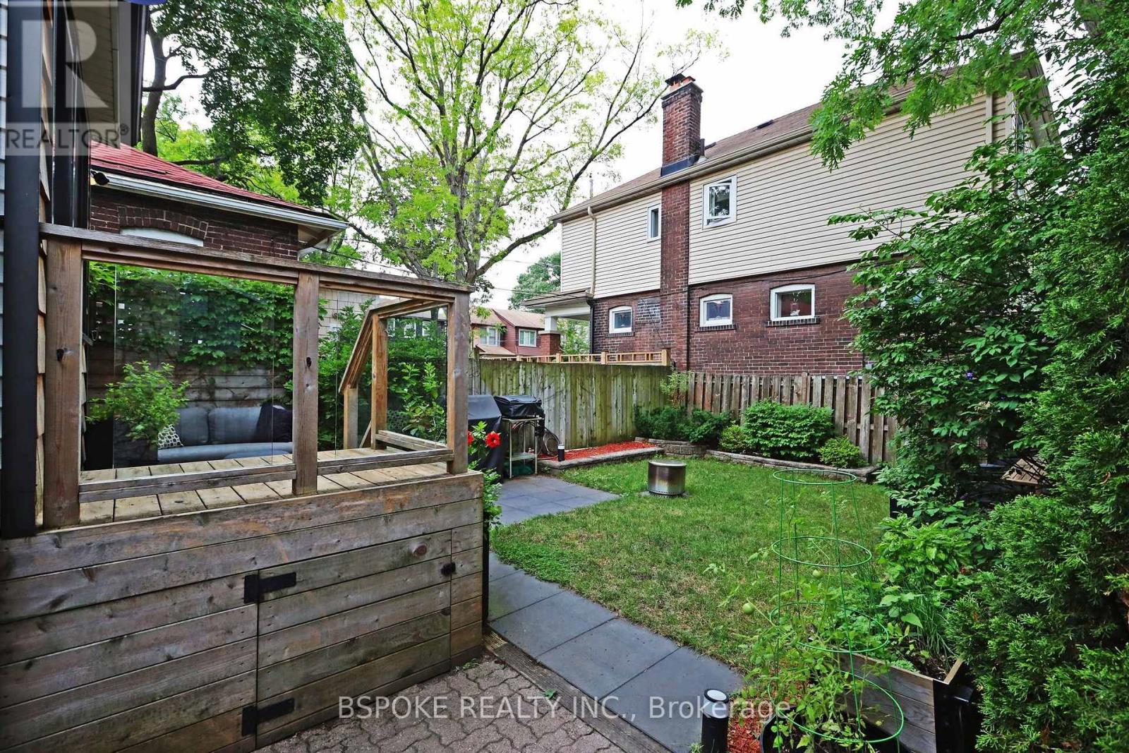 126 Oakcrest Avenue, Toronto, Ontario  M4C 1B9 - Photo 30 - E13676330