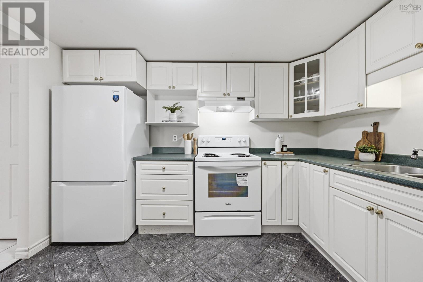 210 1041 Wellington Street, Halifax, Nova Scotia  B3H 4P5 - Photo 7 - 202620616