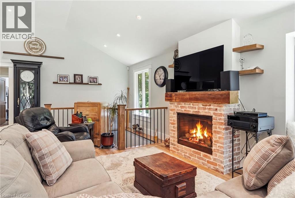 1095 Governors Road, Dundas, Ontario  L9H 5E3 - Photo 16 - 40852533