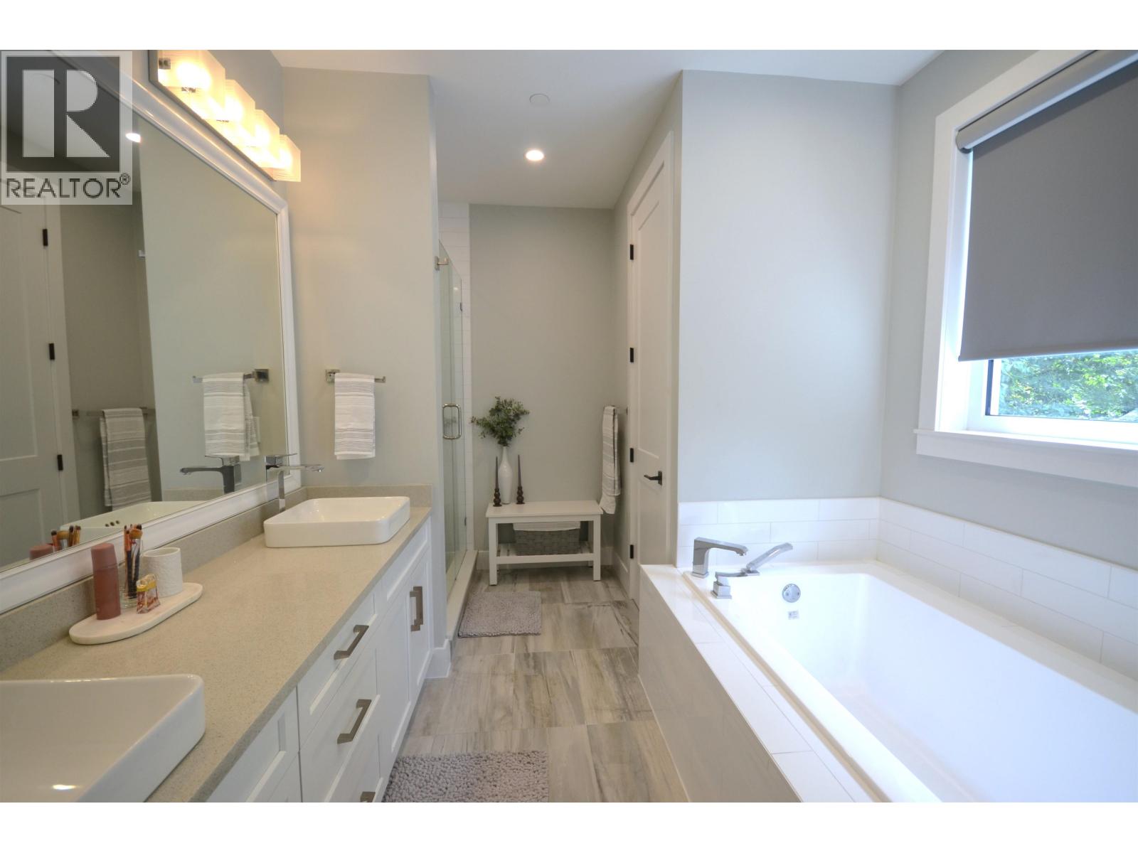 12409 193b Street, Pitt Meadows, British Columbia  V3Y 1A5 - Photo 21 - R3155371