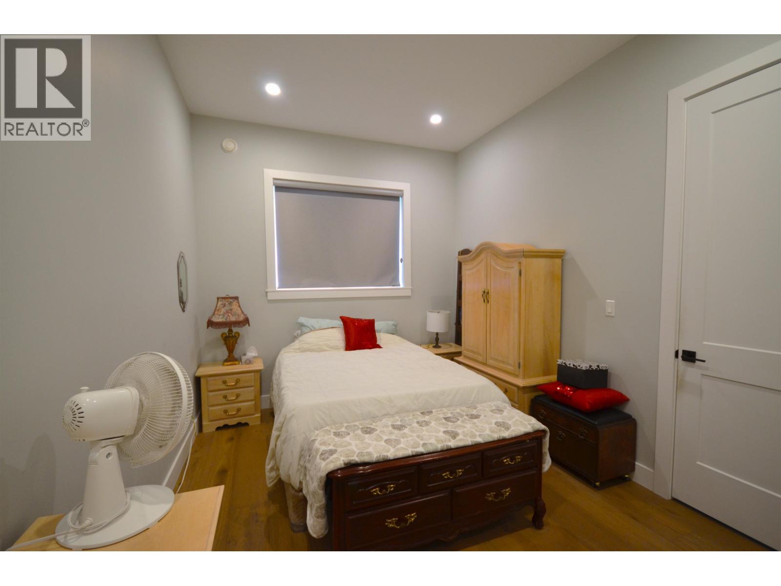 12409 193b Street, Pitt Meadows, British Columbia  V3Y 1A5 - Photo 14 - R3155371