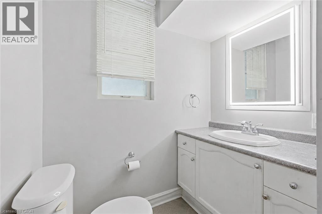 35 Centennial Parkway S, Hamilton, Ontario  L8G 2C1 - Photo 29 - 40855484