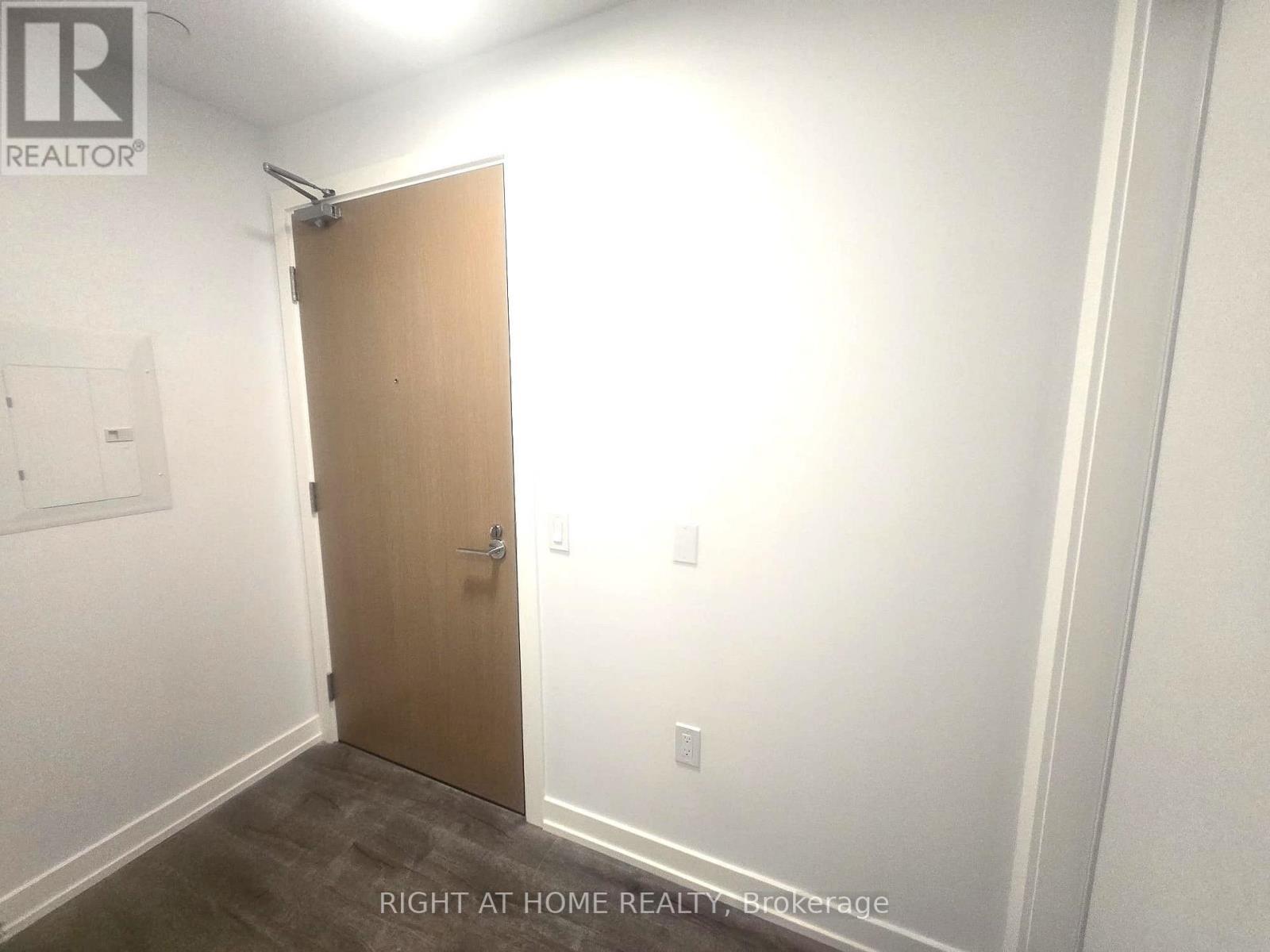 902 - 21 Meadowdale Road, Vaughan, Ontario  L4K 0H6 - Photo 3 - N13676320