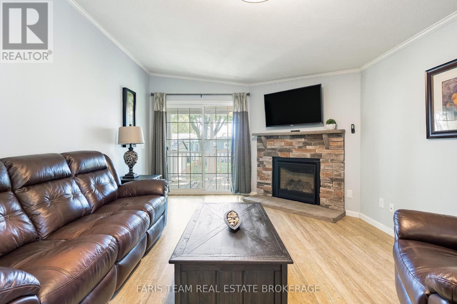 37 Hawthorne Drive, Innisfil, Ontario  L9S 1P1 - Photo 13 - N13676338