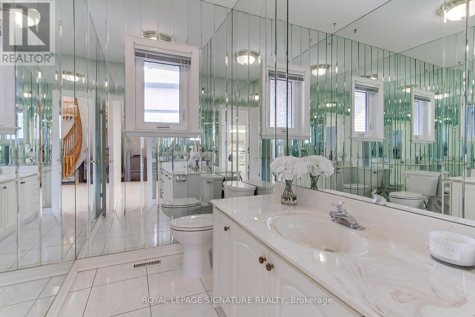 70 Graydon Crescent, Richmond Hill, Ontario  L4B 3W7 - Photo 24 - N13676370