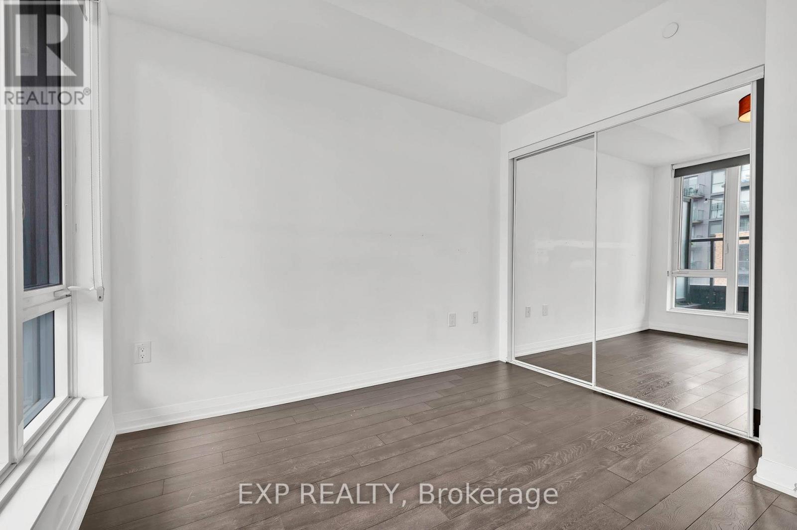 727 - 99 Eagle Rock Way N, Vaughan, Ontario  L6A 5A7 - Photo 11 - N13676408