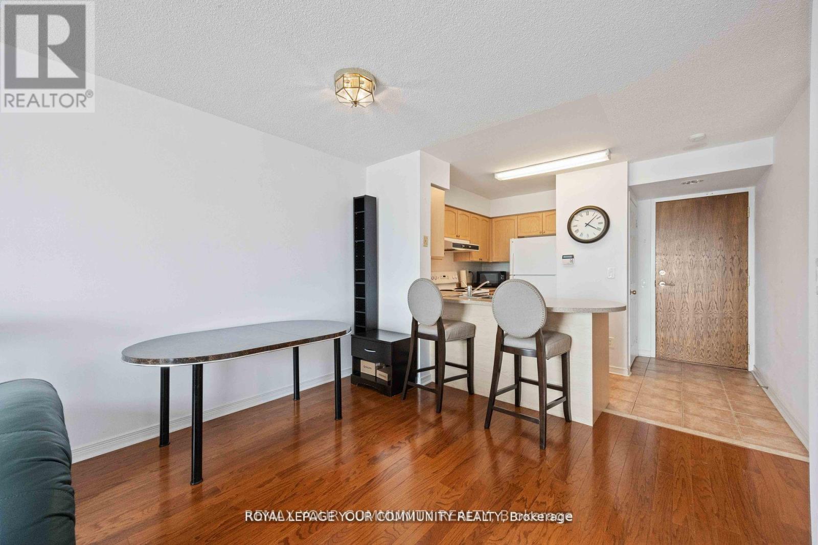 909 - 23 Oneida Crescent, Richmond Hill (Langstaff), Ontario  L4B 0A2 - Photo 12 - N13676458