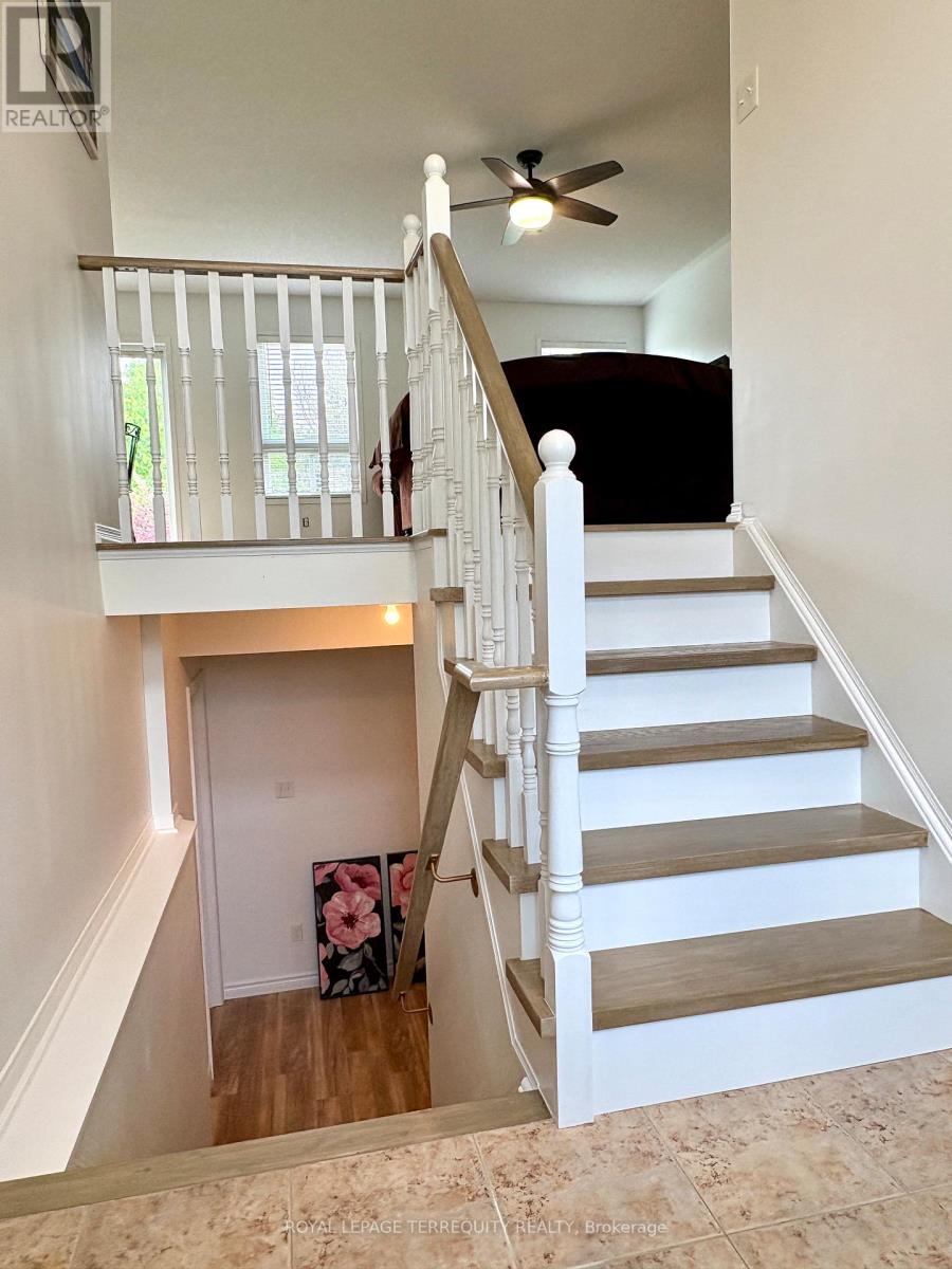 55 Regina Boulevard, Wasaga Beach, Ontario  L9Z 1M8 - Photo 11 - S13676312