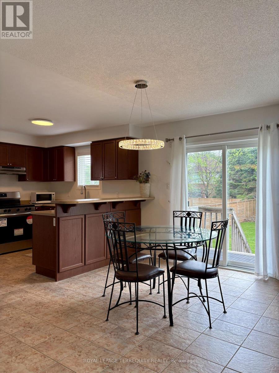 55 Regina Boulevard, Wasaga Beach, Ontario  L9Z 1M8 - Photo 4 - S13676312