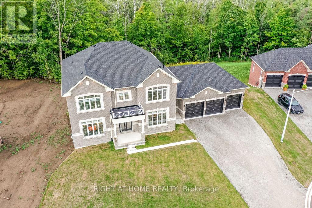 8 Forest Heights Court, Oro-Medonte, Ontario  L0L 2E0 - Photo 2 - S13676440