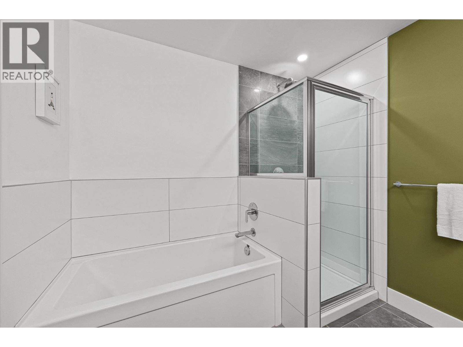 4380 Lakeshore Road Unit# 206, Kelowna, British Columbia  V1W 5N3 - Photo 21 - 10396980