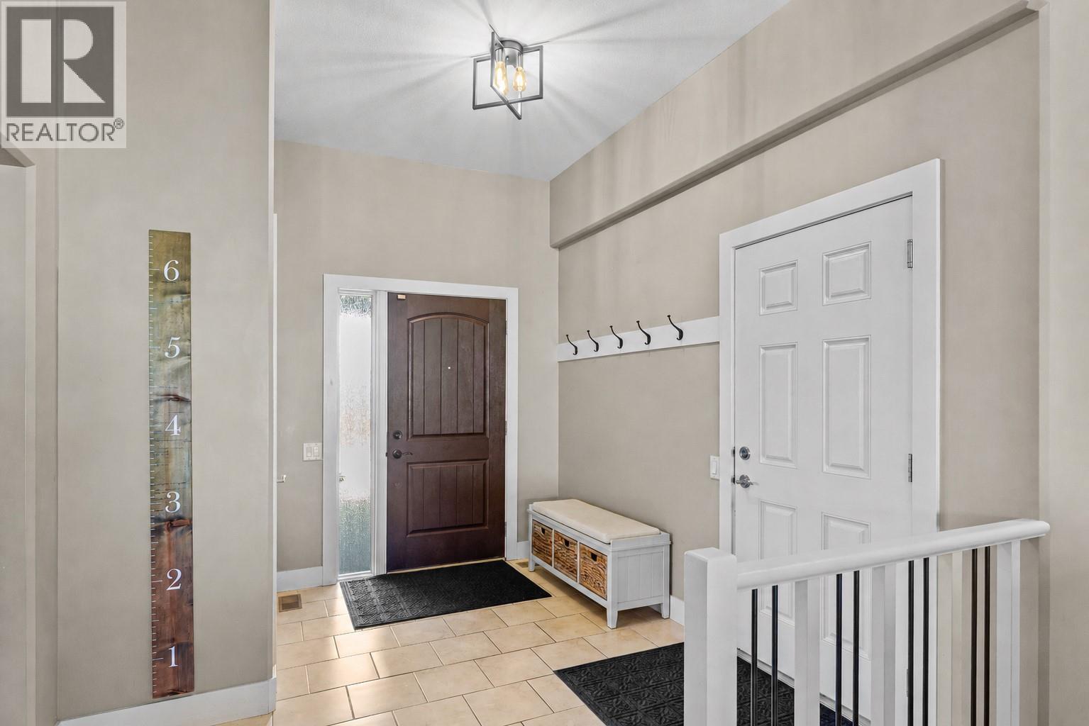 1601 Tower Ranch Boulevard, Kelowna, British Columbia  V1P 1P9 - Photo 10 - 10387434