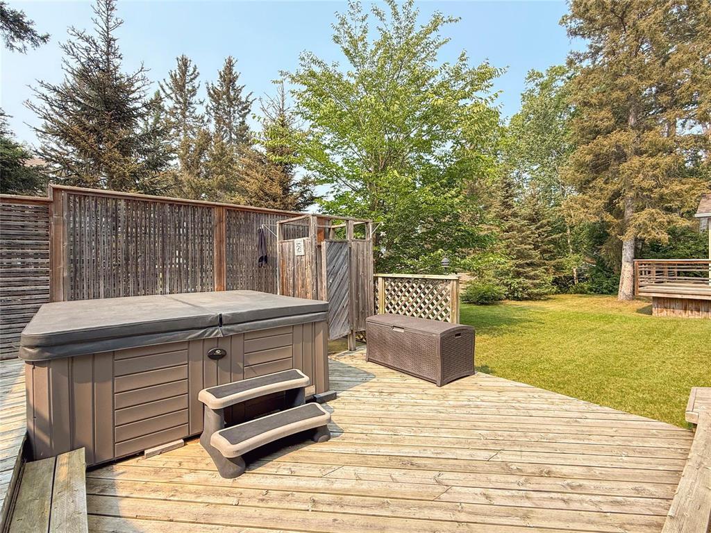 156 Crocus Street, Clear Lake, Manitoba  R0J 1N0 - Photo 29 - 202620373