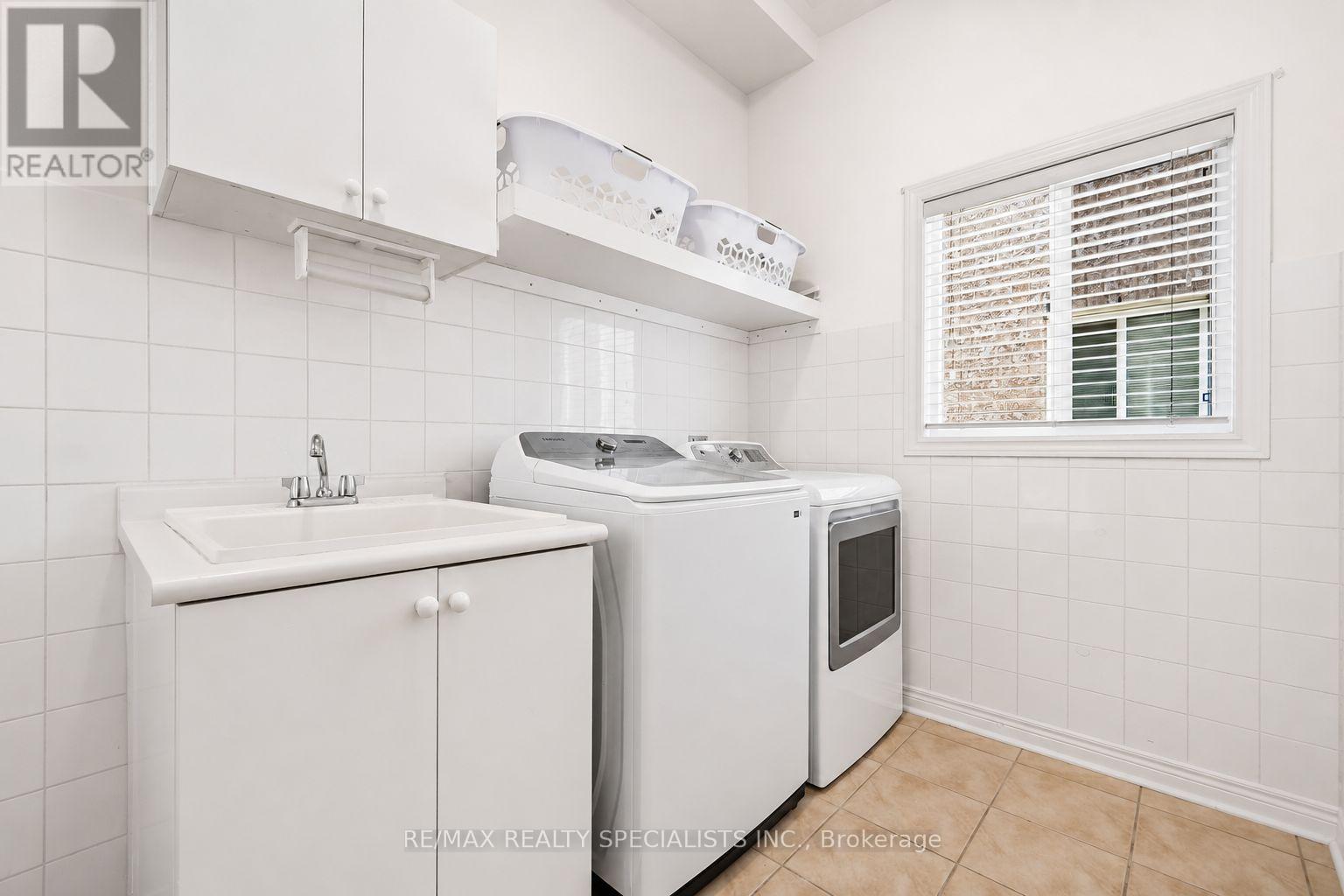 3512 Positano Place, Mississauga, Ontario  L5M 6Y9 - Photo 12 - W13607742