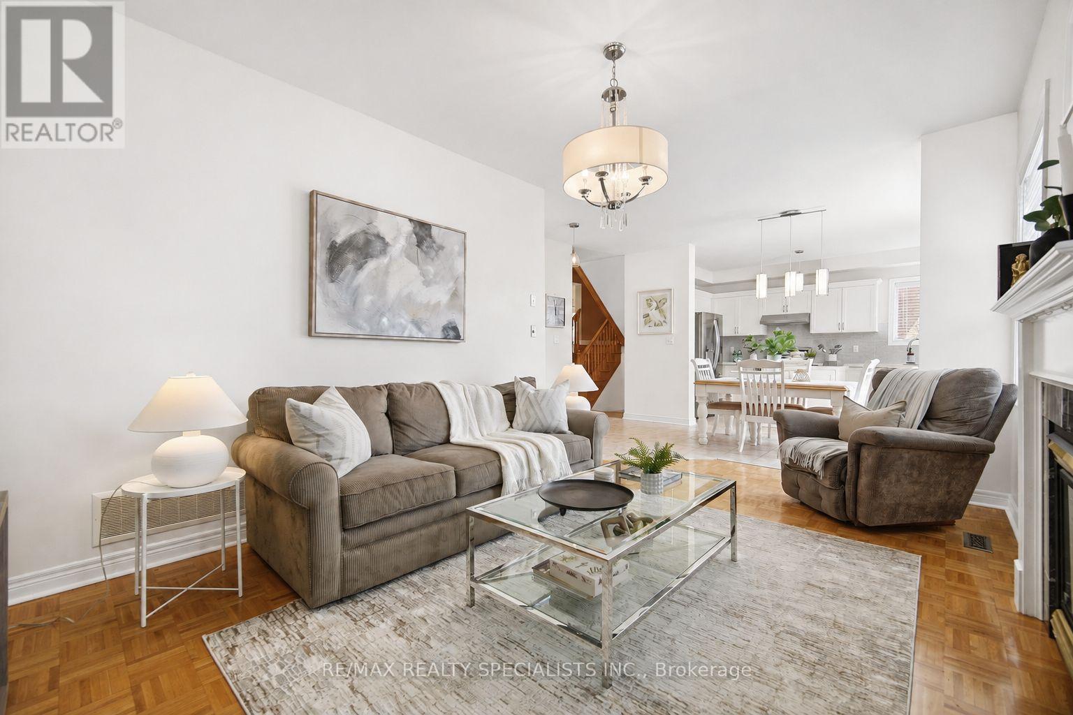 3512 Positano Place, Mississauga, Ontario  L5M 6Y9 - Photo 8 - W13607742