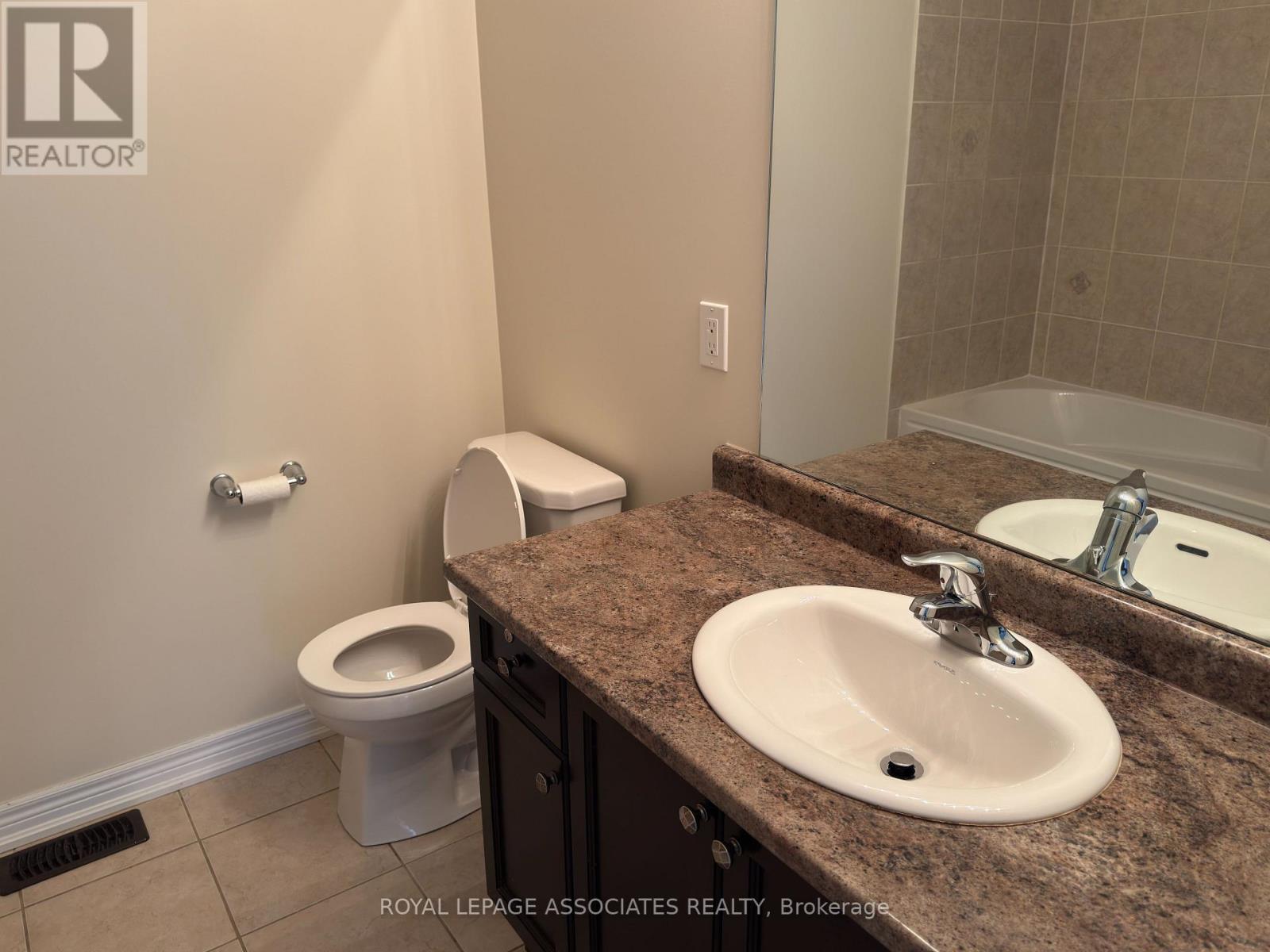 Upper Lv - 75 Meltwater Crescent, Brampton, Ontario  L6P 3W6 - Photo 13 - W13676350