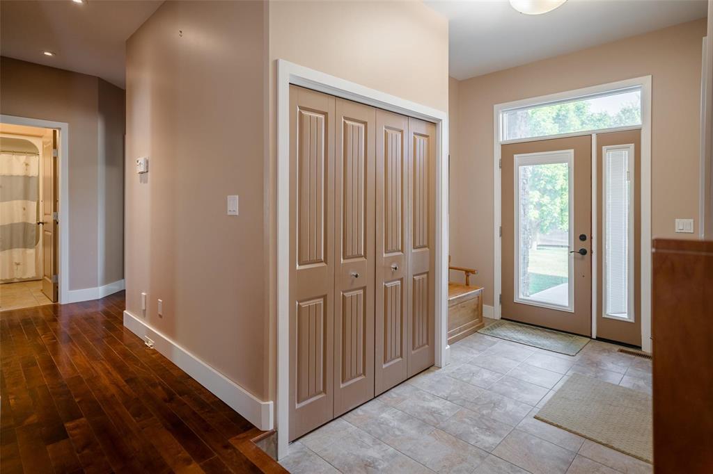 24 Carillon Way, Steinbach, Manitoba R5G 0W9 - Photo 35 - 202620335
