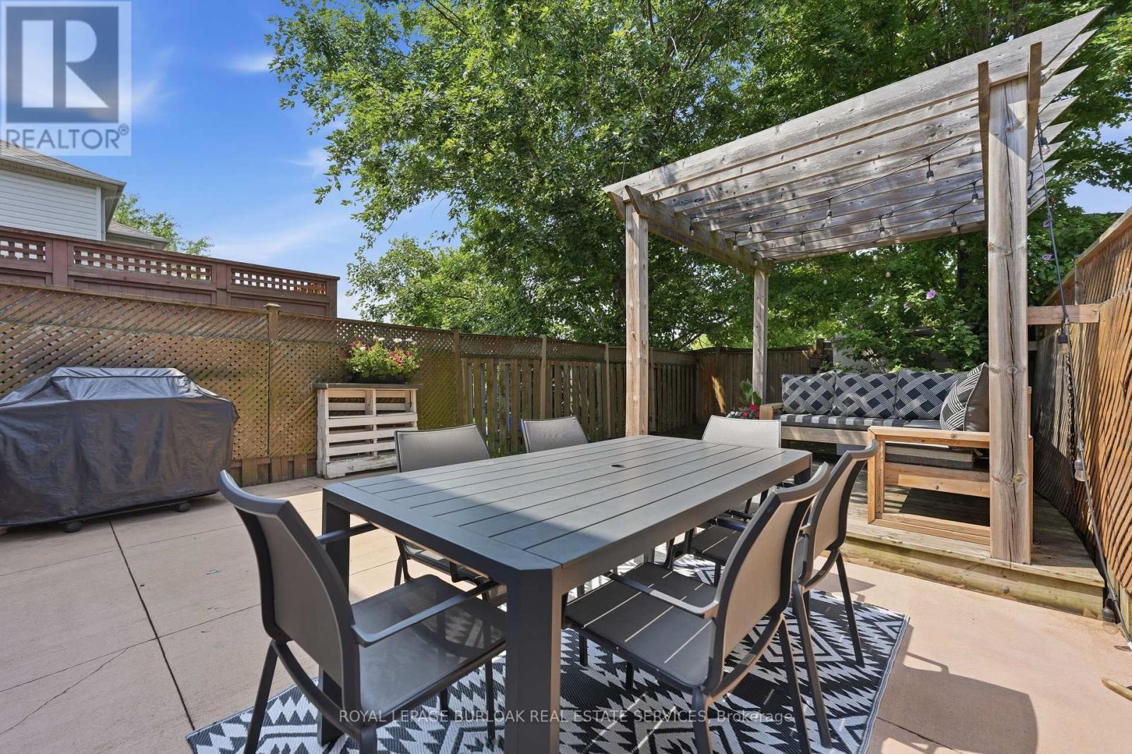 27 Bronte Court, Hamilton, Ontario  L9H 7N2 - Photo 28 - X13676360