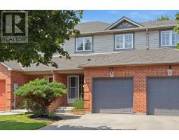 27 BRONTE COURT, Hamilton, Ontario