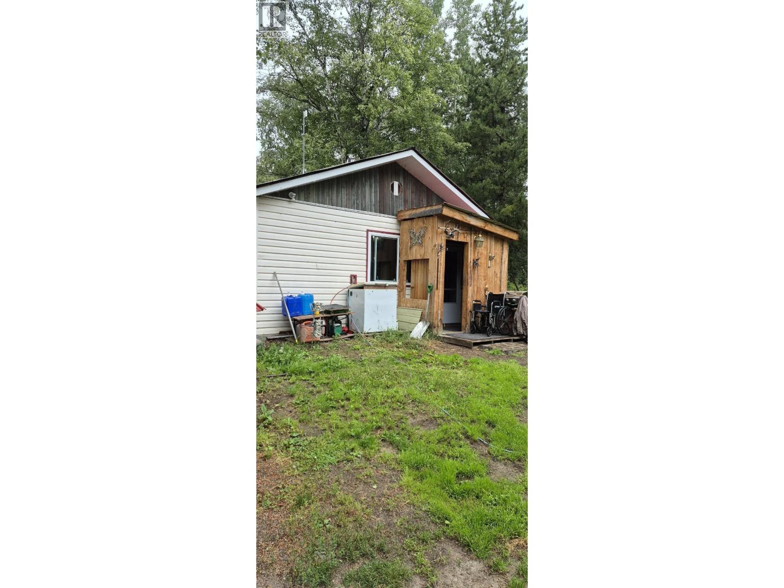 11136 Dickinson Loop Road, Fort St. James, British Columbia  V0J 1P0 - Photo 4 - R3155054