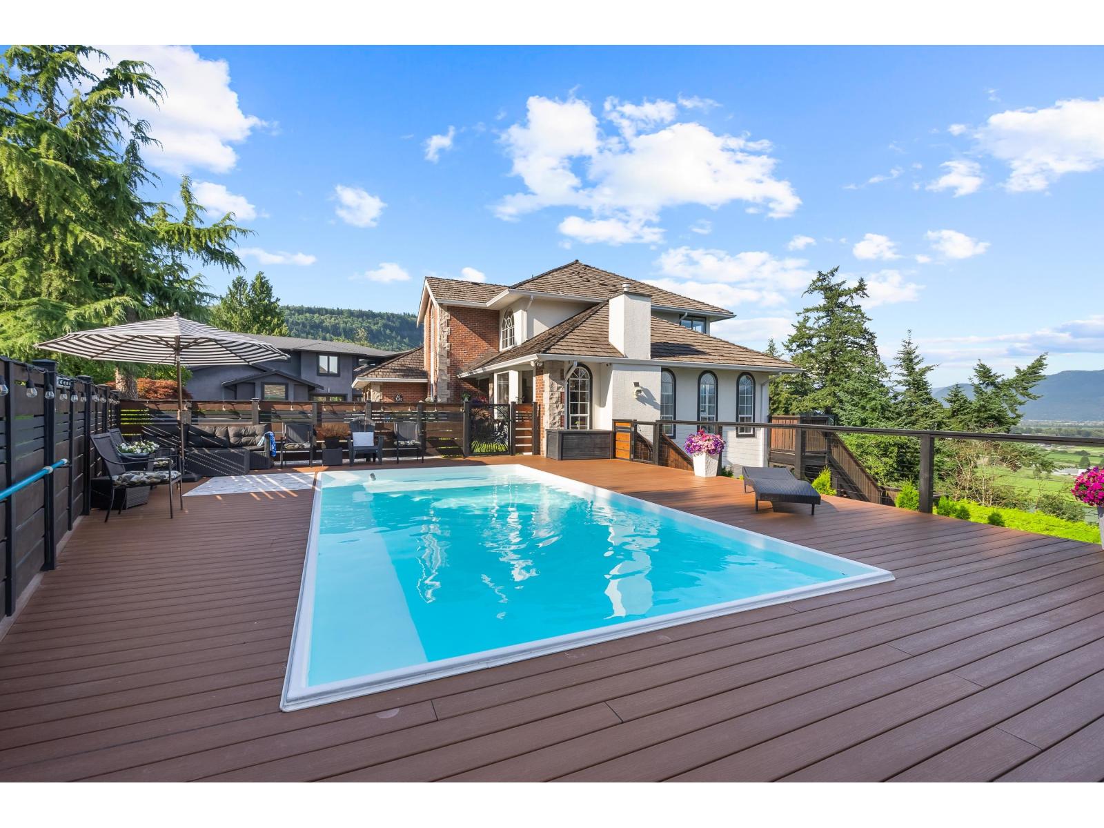 35993 EAGLECREST PLACE, Abbotsford, British Columbia