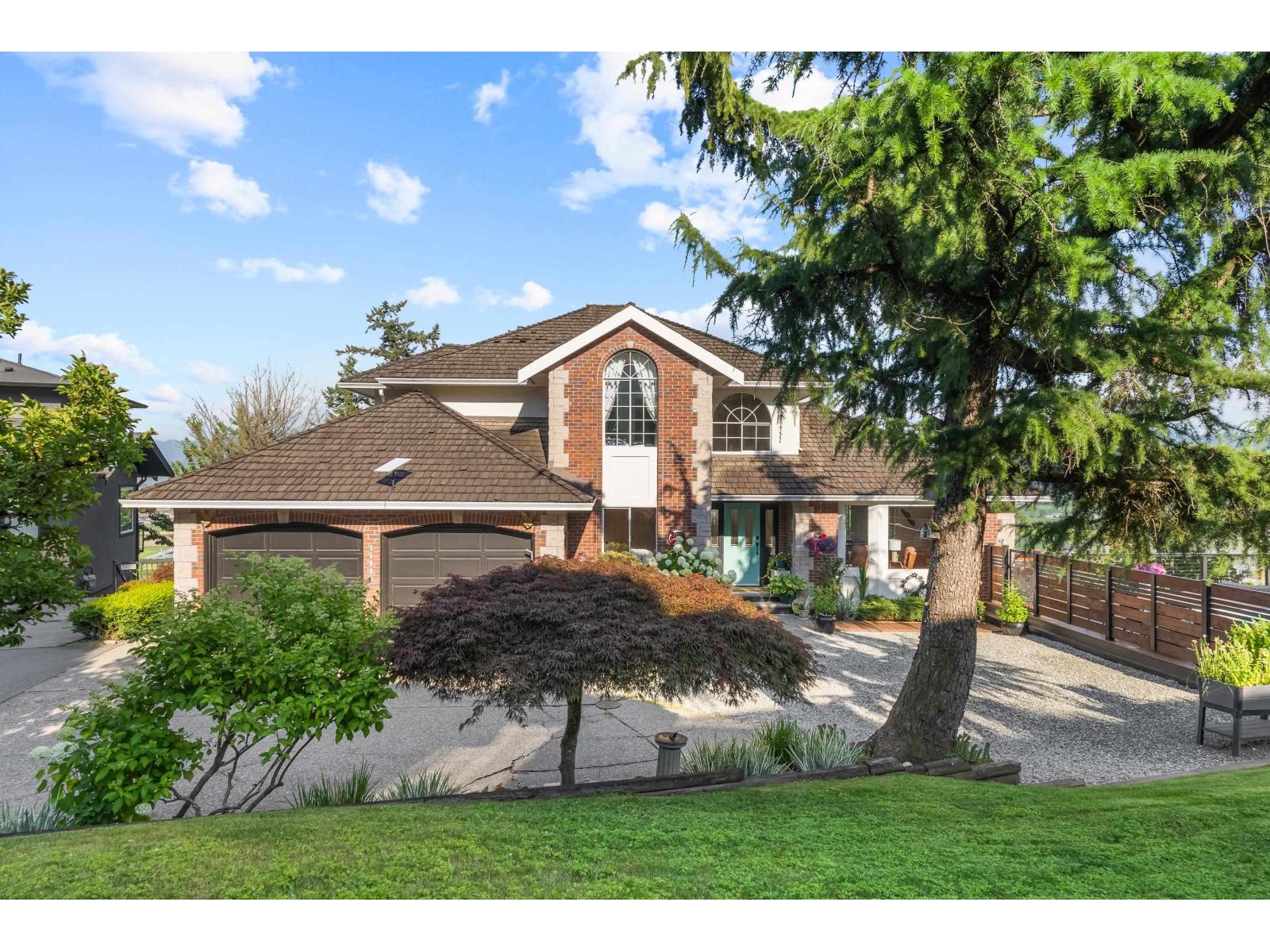 35993 Eaglecrest Place, Abbotsford, British Columbia  V3G 1E7 - Photo 2 - R3155712