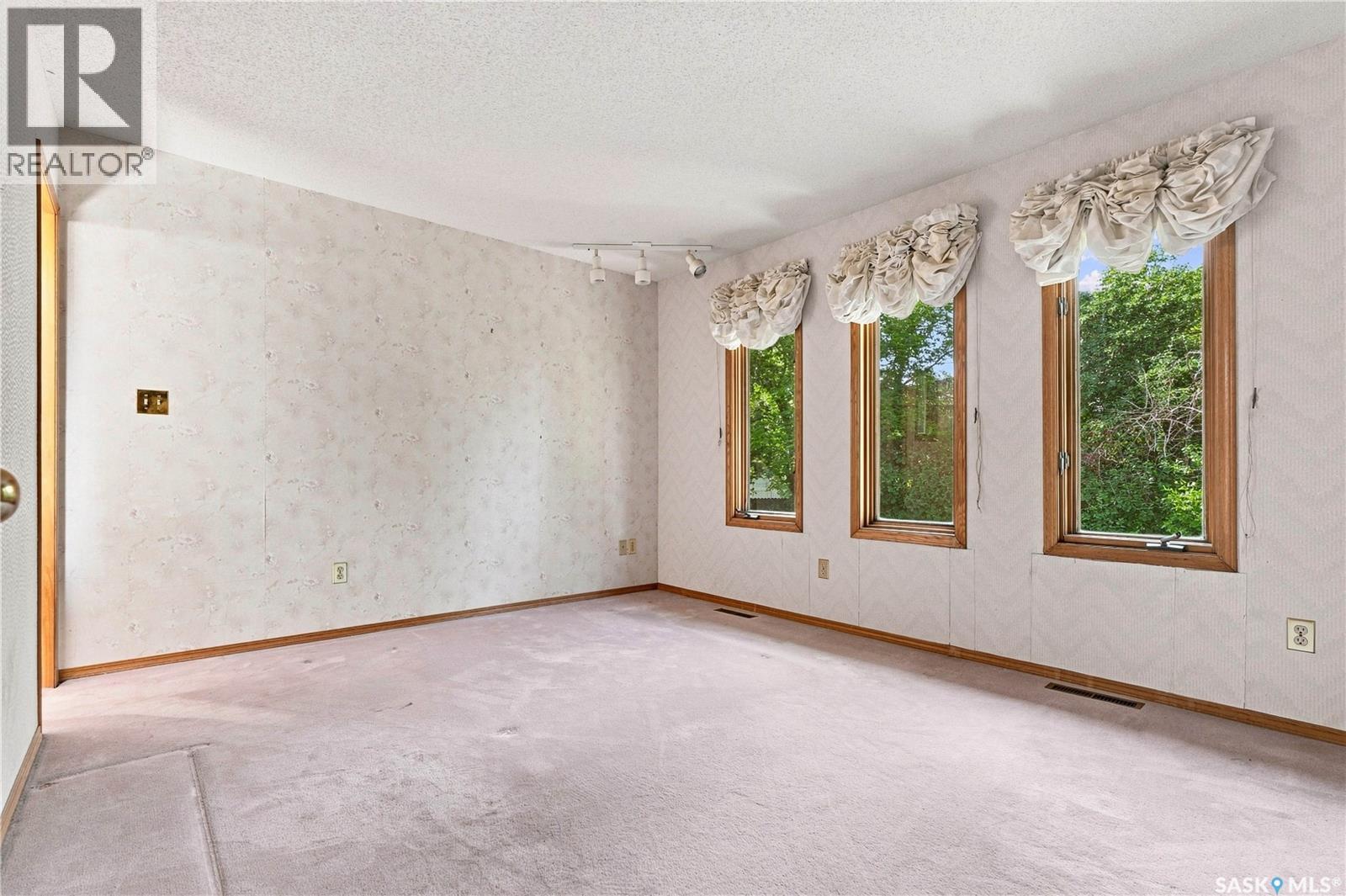 92 Wentworth Crescent, Saskatoon, Saskatchewan  S7L 4A9 - Photo 23 - SK045476