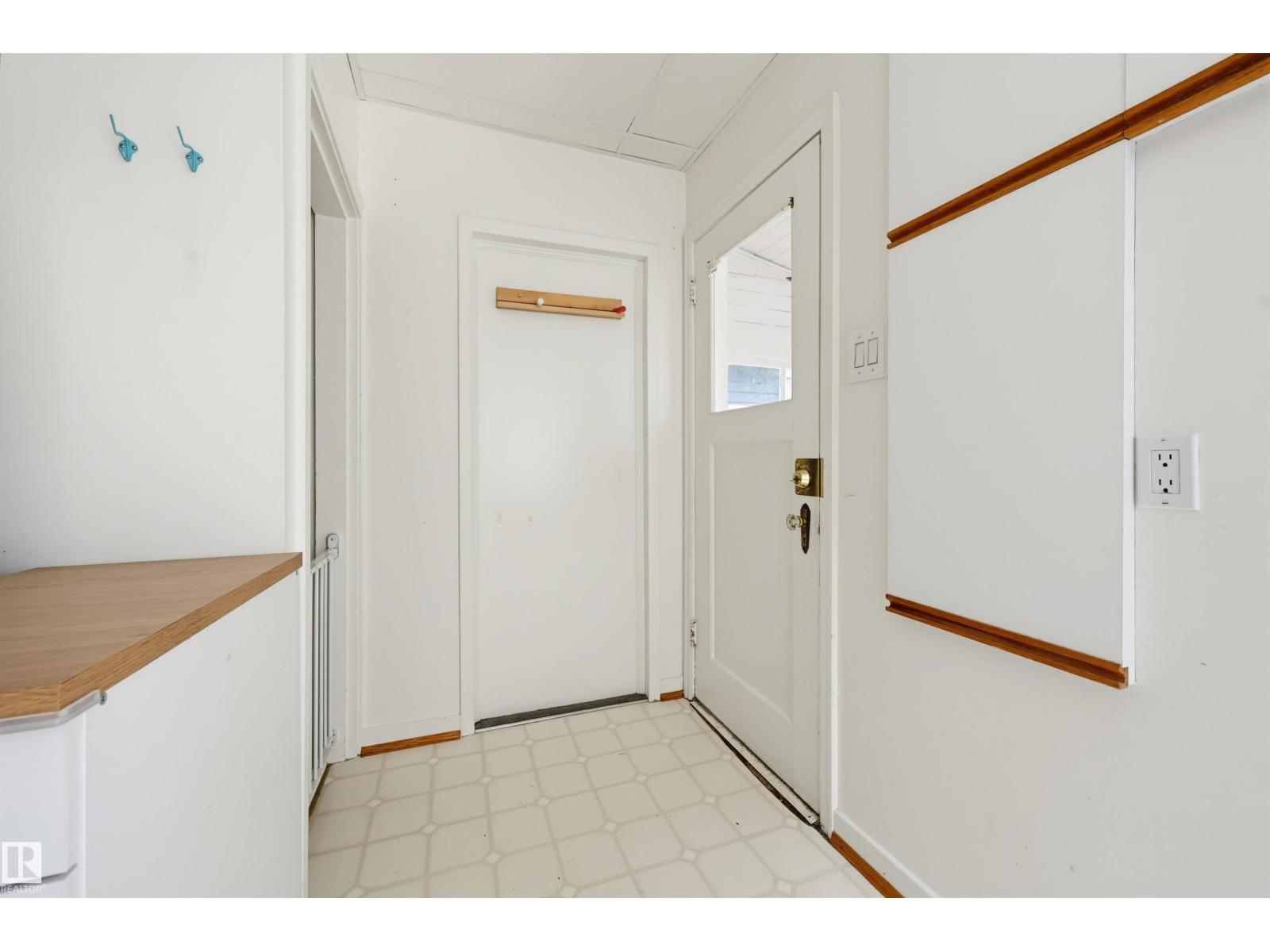 9728 89 Av Nw, Edmonton, Alberta  T6E 2S2 - Photo 14 - E4503854