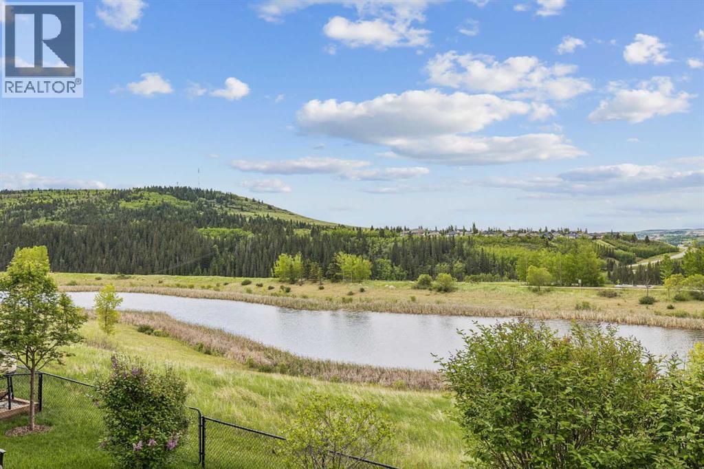 31 Sunset Point, Cochrane, Alberta  T4C 0B3 - Photo 14 - A2318833