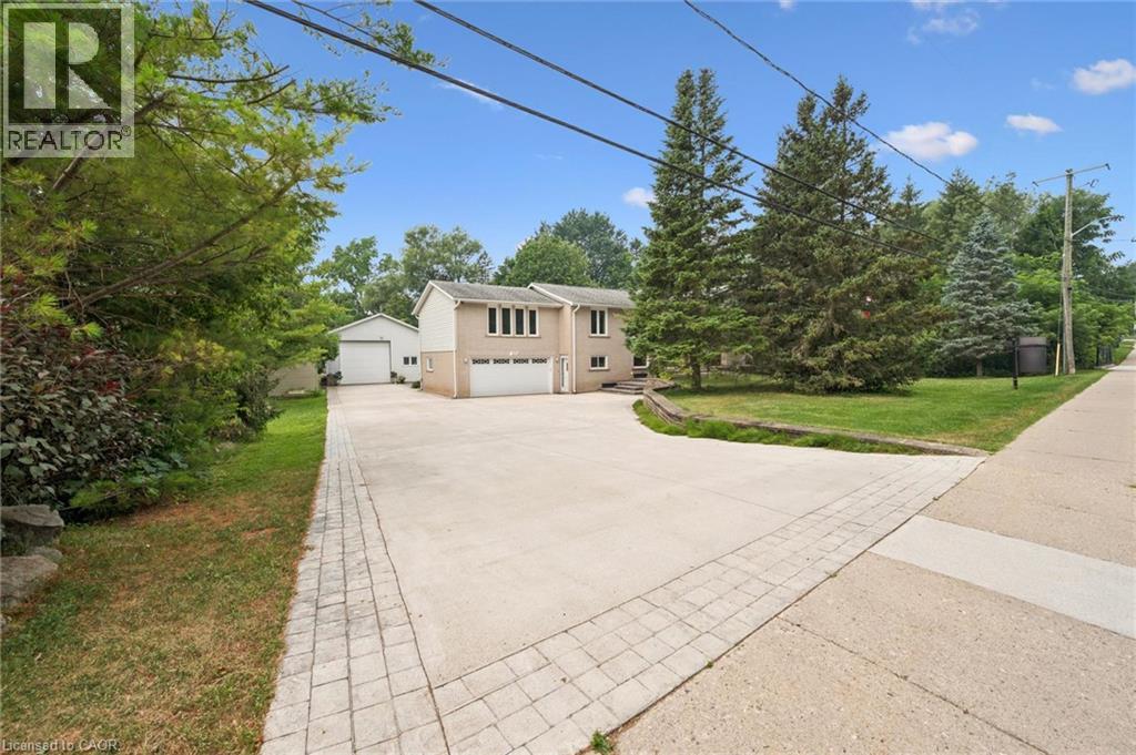168 Brewery Street, Baden, Ontario  N3A 2S8 - Photo 2 - 40848805