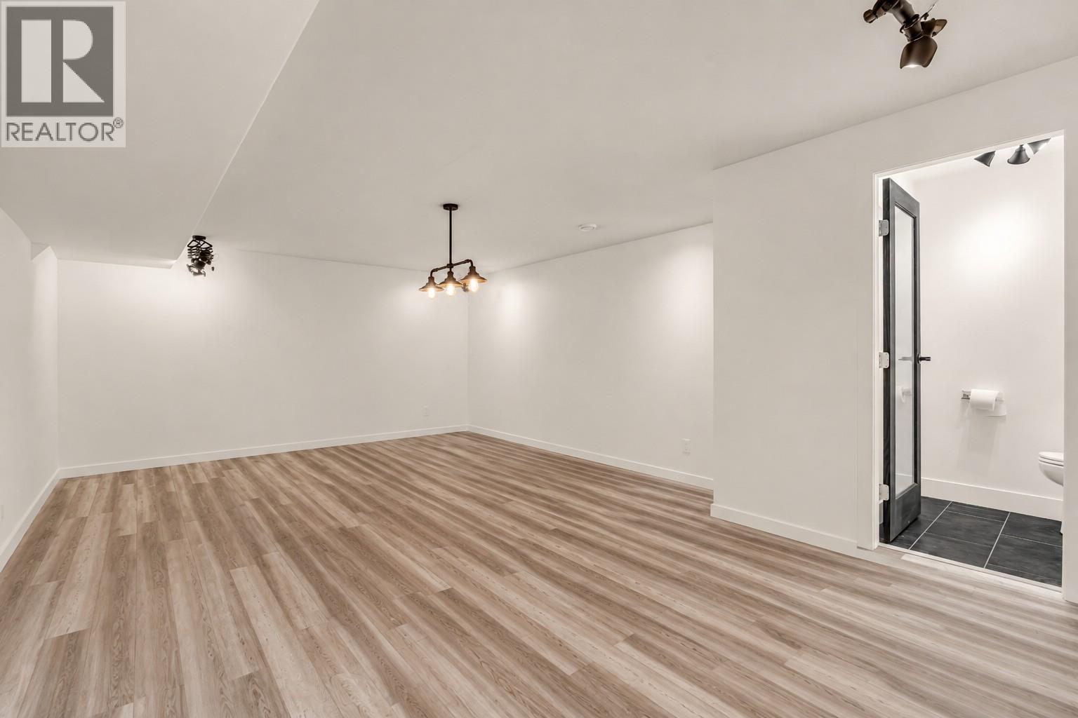 842 Grand Oro Road, Kaleden, British Columbia  V0H 1K0 - Photo 44 - 10394550