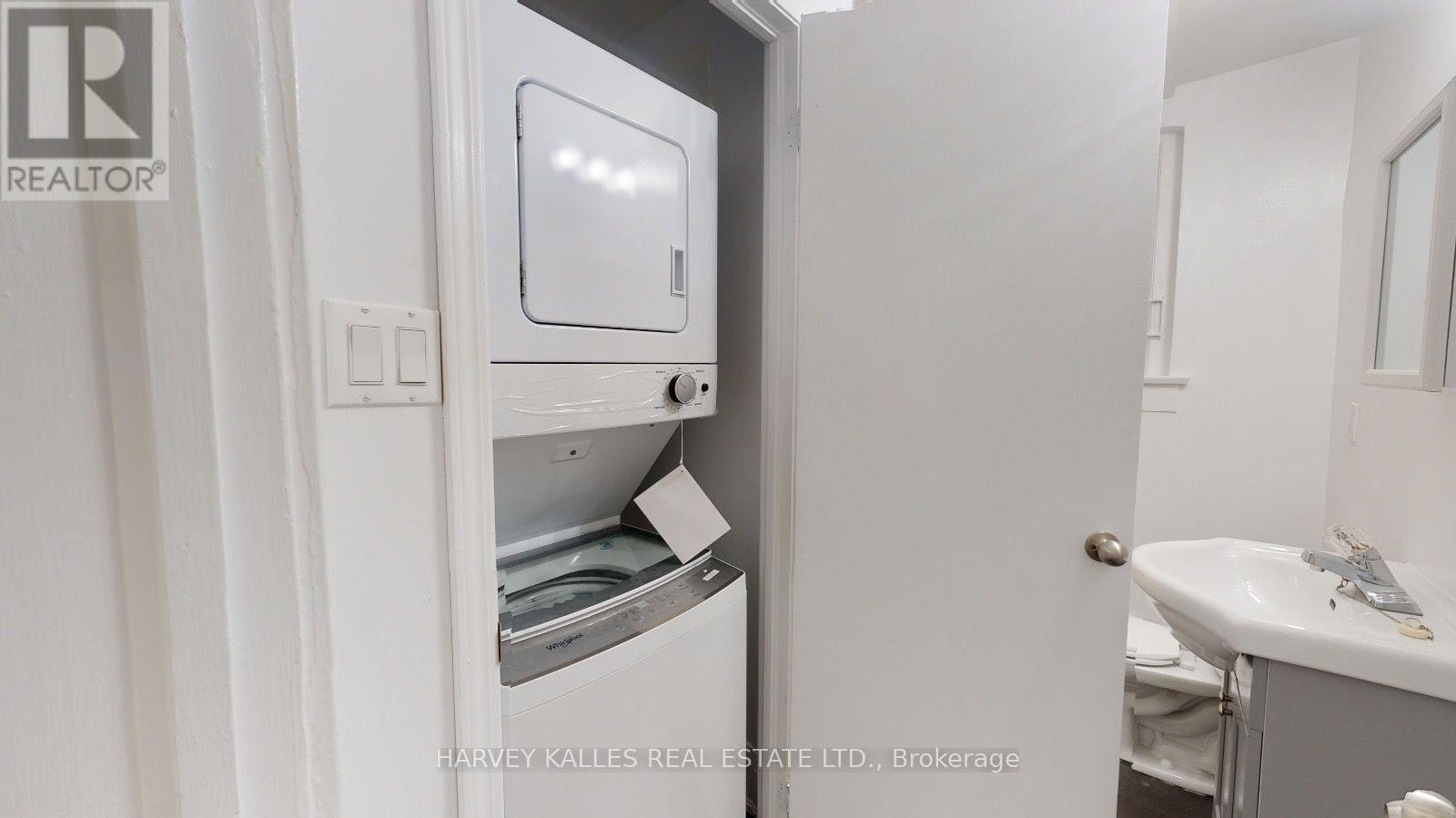 2 - 1065 Bathurst Street, Toronto, Ontario  M5R 3G8 - Photo 13 - C13470082