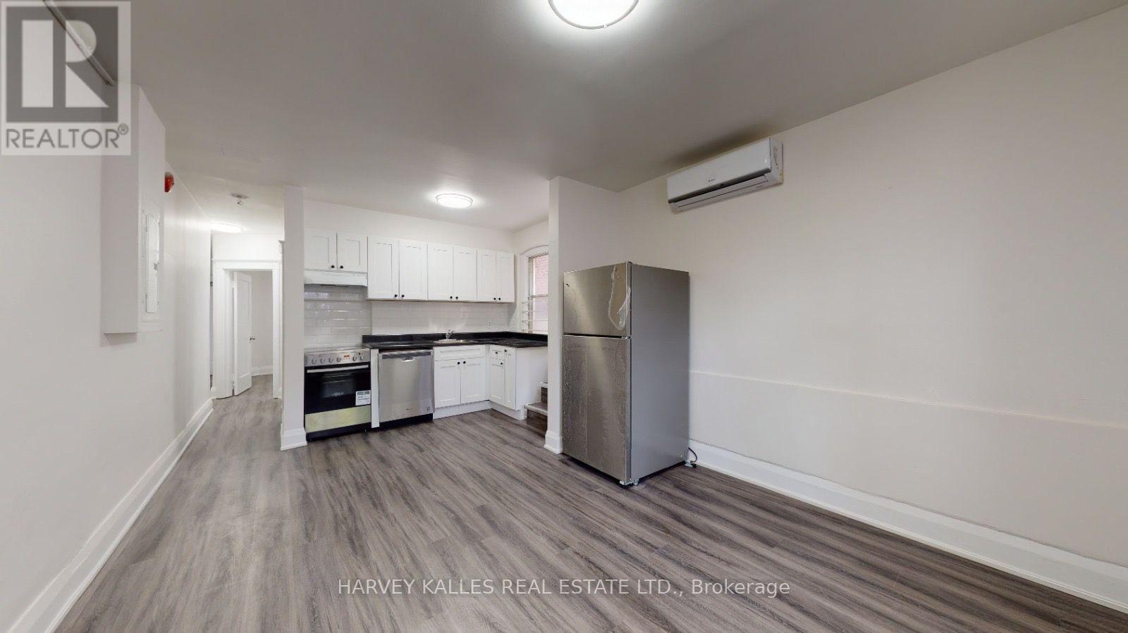 2 - 1065 Bathurst Street, Toronto, Ontario  M5R 3G8 - Photo 4 - C13470082