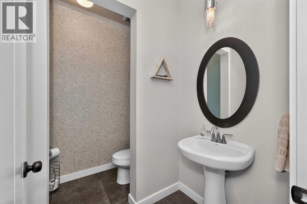 244 Mahogany Bay Se, Calgary, Alberta  T3M 0Y1 - Photo 9 - A2337315