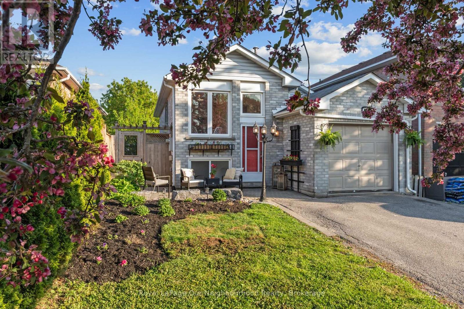 42 Glanville Crescent, Clarington, Ontario  L1C 4L7 - Photo 1 - E13676692