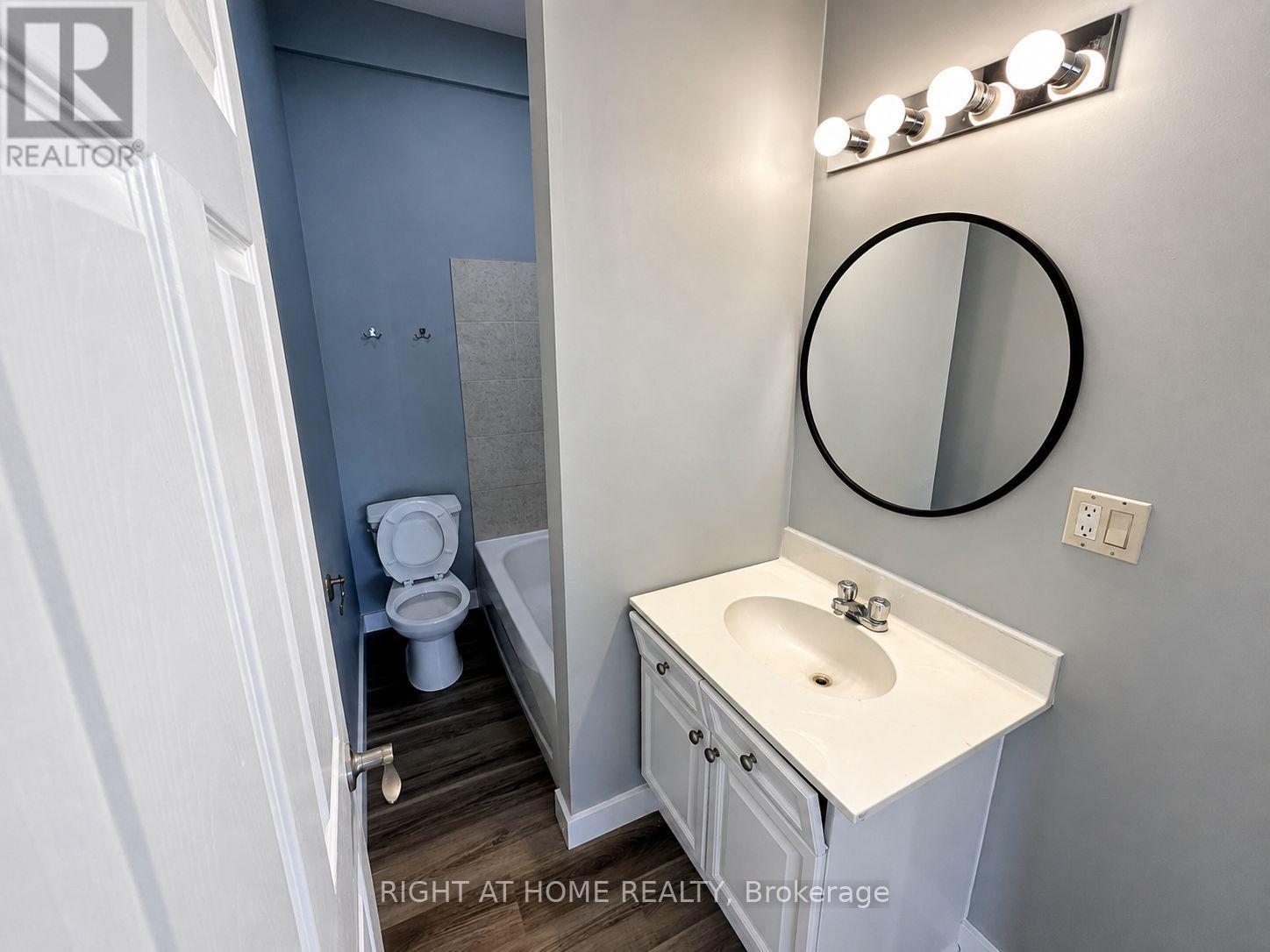 697 Hale Street, London East, Ontario N5W 1J1 - Photo 16 - X13676564