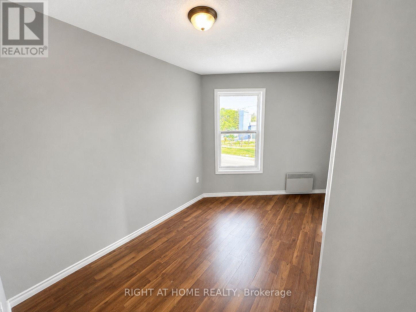 697 Hale Street, London East, Ontario N5W 1J1 - Photo 30 - X13676564