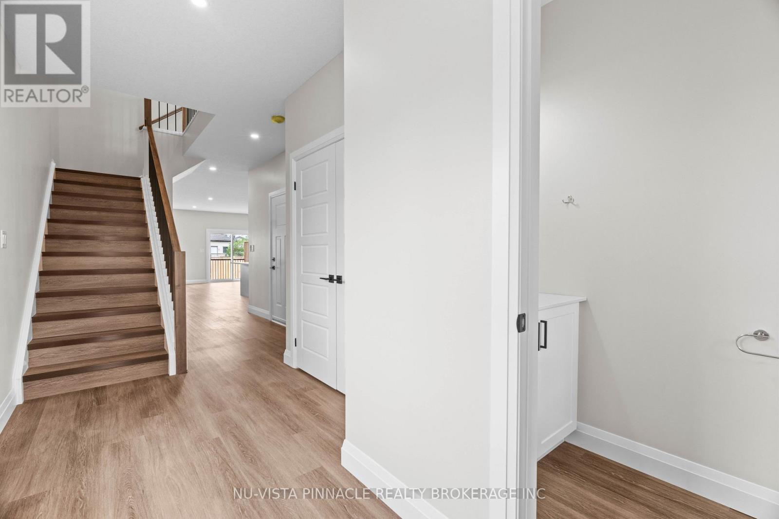 75 Doune Street, Strathroy-Caradoc, Ontario  N7G 1M1 - Photo 12 - X13676578