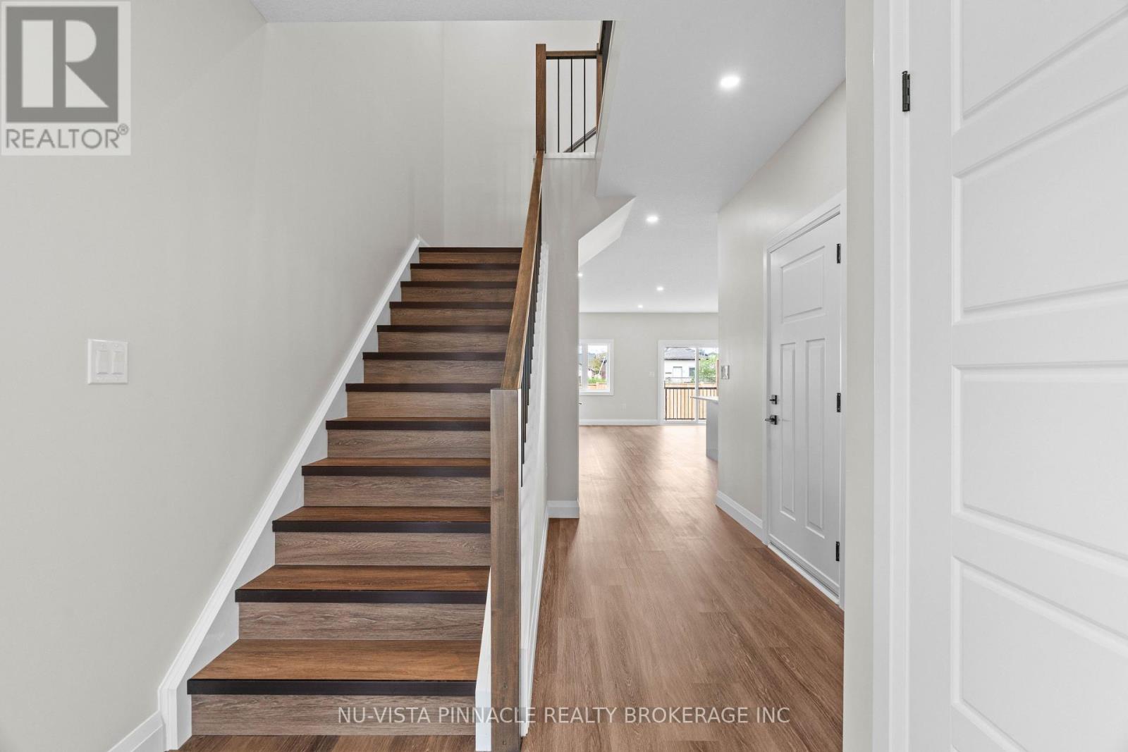75 Doune Street, Strathroy-Caradoc, Ontario  N7G 1M1 - Photo 13 - X13676578