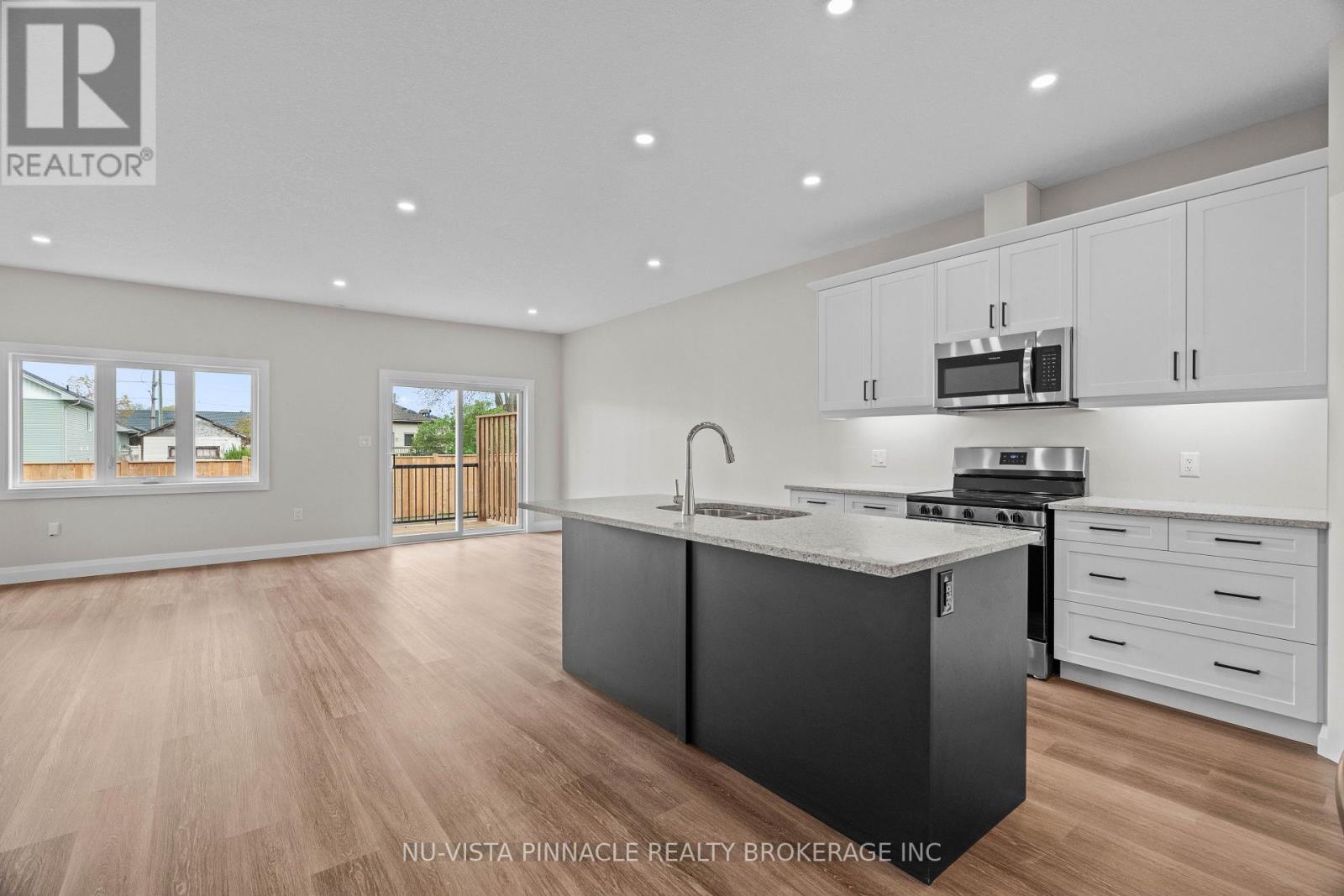 75 Doune Street, Strathroy-Caradoc, Ontario  N7G 1M1 - Photo 5 - X13676578