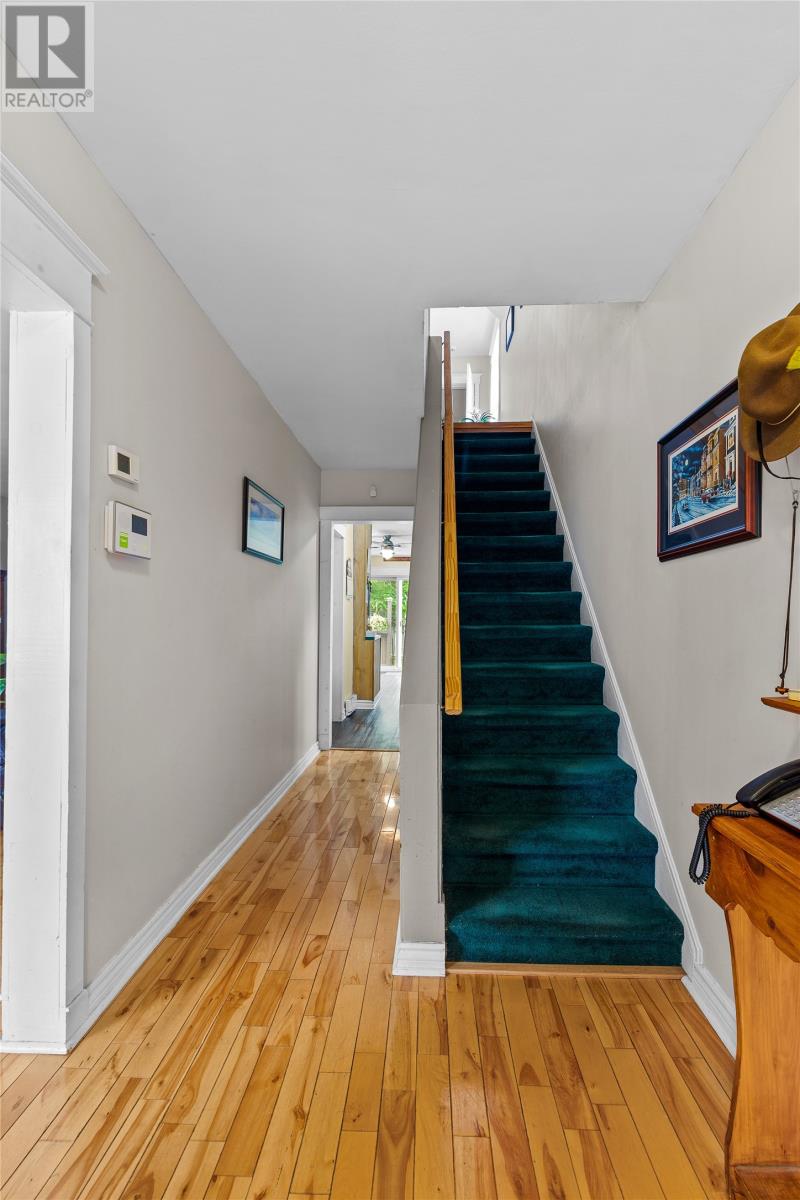 112 MERRYMEETING Road, St. John's — photo 4